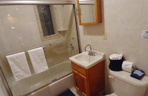 Industry Appartement | 1631 5G · 2bed Apt rénové / 20 min à NTC-Parking Avail.