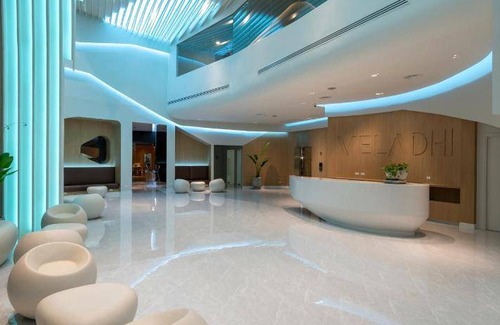 Mak Khaeng Hôtel | 165 m² Hôtel ∙ 2 chambres ∙ 127 personnes