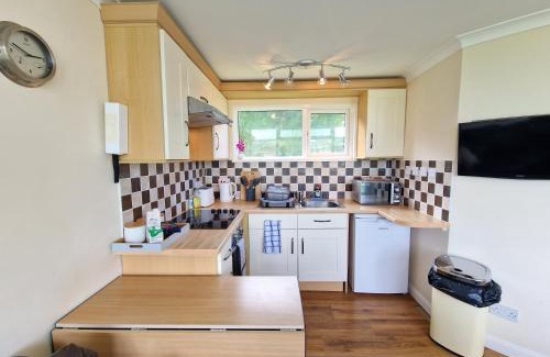 Stalham Chalet De Ski | 169 Broadside Holiday Chalet near Broads & Beaches