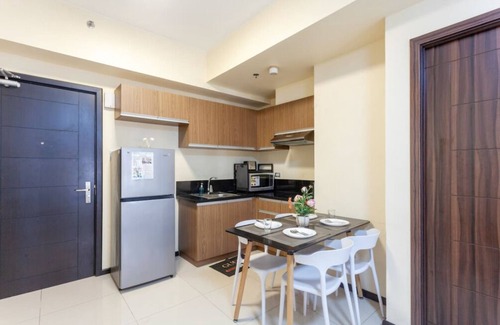 Pasay Copropriété | 16D The Den The Radiance Manila Bay