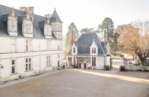Athee-sur-Cher Maison | Pavillon de chasse XVI siècle - Château de Nitray