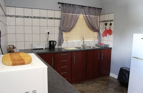Beaufort West Maison | 17 on Bird Guest House