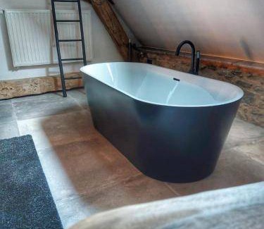 Battignies Lit Et Petit-Déjeuner | 170 m² Chambre d'hôtes ∙ 4 personnes