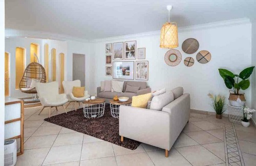 Bussiere - Cadiere Station Balnéaire | 170 m² Chambre privée ∙ 1 chambre ∙ 1 personne