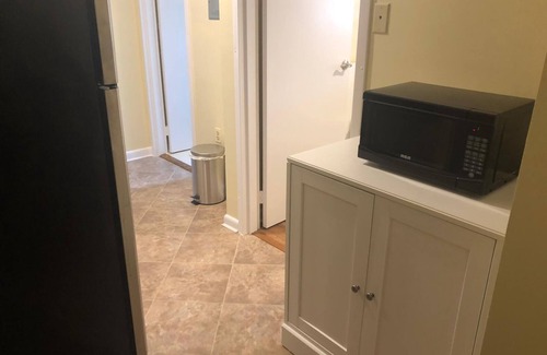 Industry Appartement | 1703 3H · Adapté 2bed Apt-20 min à NYC / Parking Avail