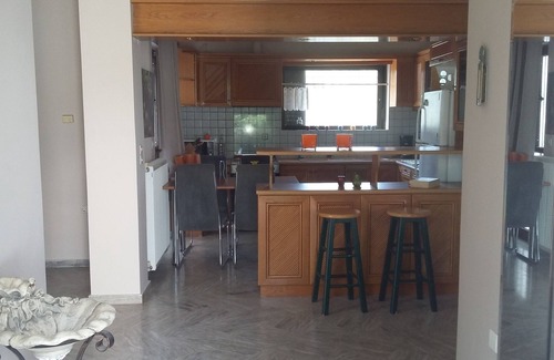 Raches Villa | * Maisonnette 170m2 * Wifi & PL & FP + 2min en voiture de la mer *