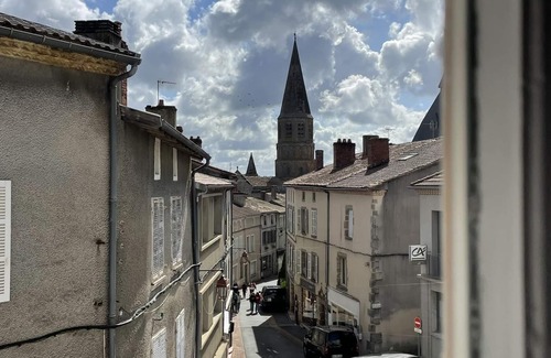 Le Dorat Maison | 1712Villacarre Holiday Gite