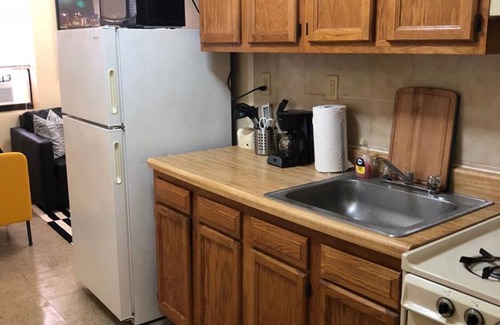 Industry Appartement | Assez pratique 1b Apt / 20 min de stationnement à New York