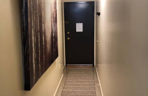 Industry Appartement | Assez pratique 1b Apt / 20 min de stationnement à New York
