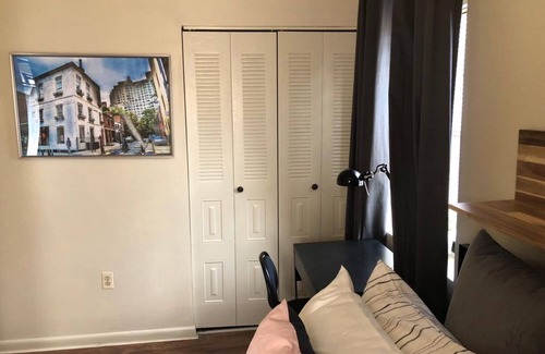 Industry Appartement | NYC Gateaway-20min à NYC / stationnement disponible