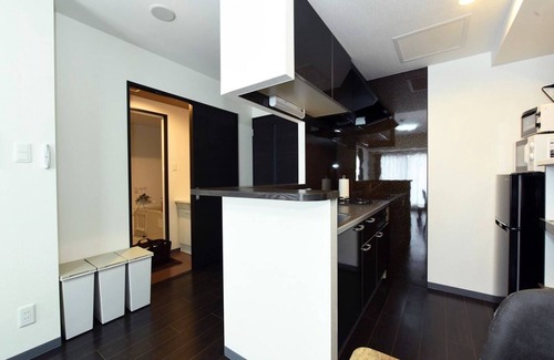 Shiroishi Appartement | 1767Cozy room in Shiroishi 8mins to Subway St - Suncourt Hongo Street Garden Hills Room 702 / Sapporo Hokkaidō