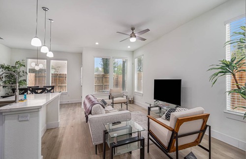 OST - South Union Maison | 177 m² Duplex ∙ 4 chambres ∙ 8 personnes