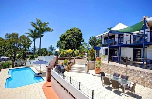 Seventeen Seventy Cabine | 1770 Sovereign Lodge - Grajagan Deluxe
