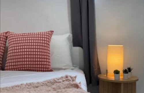 Sunnybank Maison | 17B Pine Studio in Sunnybank