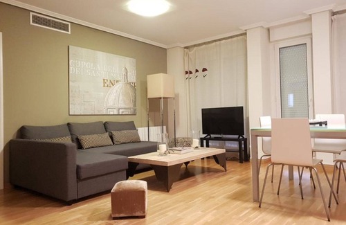 Casablanca Appartement | 18 Torres El Pilar dans un bâtiment moderniste