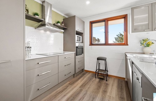 Jindabyne Maison | 18 Kurrajong St - 3BR l Pet Friendly l Central Location l Air-Con