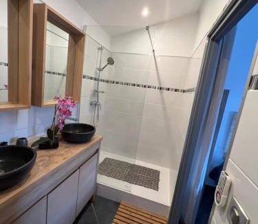 Chateau Gombert Lit Et Petit-Déjeuner | 18 m² Chambre d'hôtes ∙ 1 chambre ∙ 2 personnes
