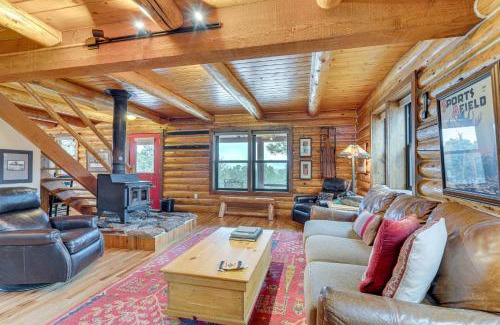 Cotopaxi Maison | 18 Mi to Royal Gorge Peaceful Mtn Cabin with Porch!