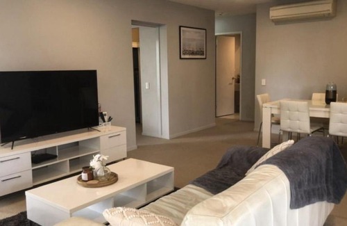 Kings Beach Maison | #18 Outlook Caloundra, Modern, Town Centre
