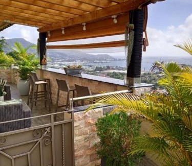 Zig Zag Ward Maison | 180 Degrees Self-Catering