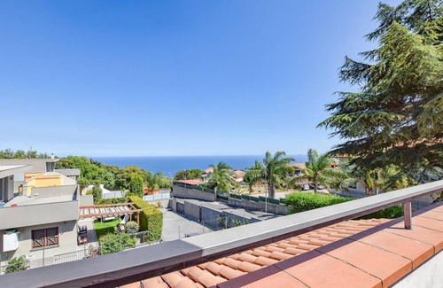 Aci Catena Maison | 180 m² Duplex ∙ 2 chambres ∙ 6 personnes
