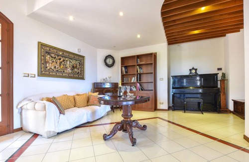 Aci Catena Maison | 180 m² Duplex ∙ 2 chambres ∙ 6 personnes