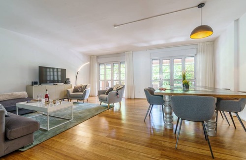 Marbella City Centre Maison | 180 m² Penthouse ∙ 4 chambres ∙ 8 personnes