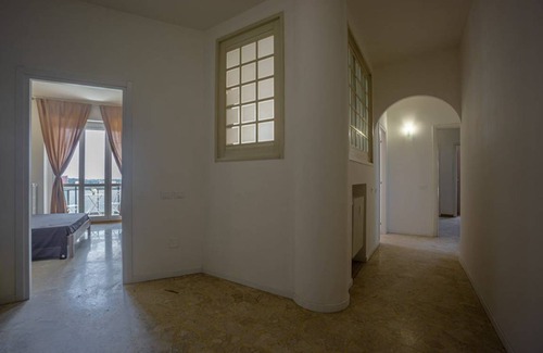 Cesano Boscone Station Balnéaire | 180 m² Chambre privée ∙ 1 chambre ∙ 1 personne