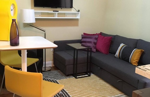 Industry Appartement | Apt de marque moderne / Parking disponible - 20 min à New York