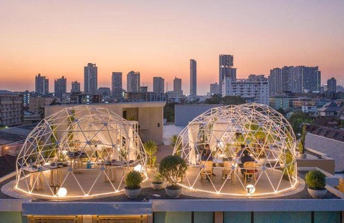 Suan Luang Hôtel | 185 m² Hôtel ∙ 5 chambres ∙ 127 personnes