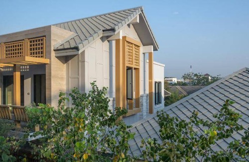 Suan Luang Hôtel | 185 m² Hôtel ∙ 5 chambres ∙ 127 personnes