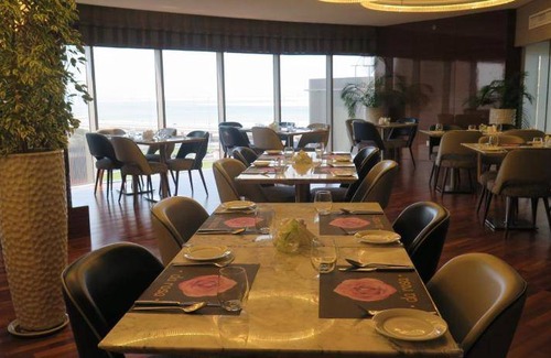 Diplomatic Area Appartement | 187 m² Résidence de tourisme ∙ 3 chambres ∙ 127 personnes