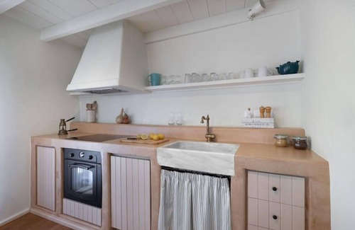 Pefki Maison | 1890s Romanati Boutique House I Authentic Retreat