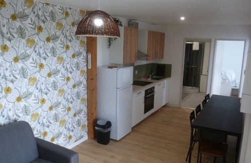 Chasseneuil-du-Poitou Appartement | 18moliere fr Meublé 5 pers. draps, serviettes et ménage inclus