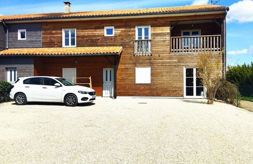 Chasseneuil-du-Poitou Appartement | 18moliere fr Meublé 5 pers. draps, serviettes et ménage inclus