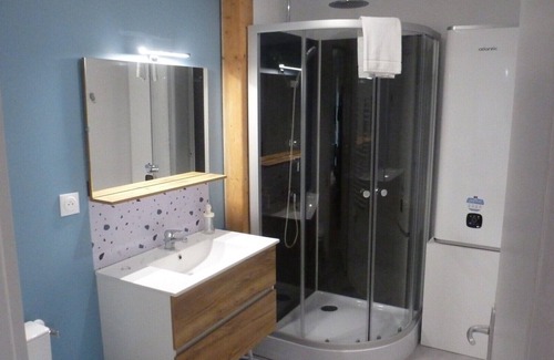 Chasseneuil-du-Poitou Appartement | 18moliere fr Meublé 5 pers. draps, serviettes et ménage inclus