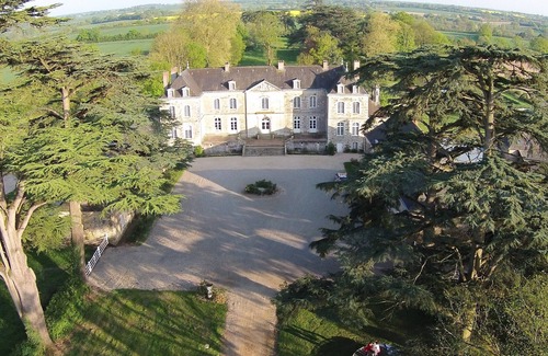 Longuefuye Maison | 18th-century estate in the pure Anjou tradition, heated swimming pool