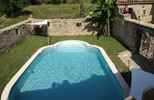 Varen Maison | Domaine gîte du XVIIIème siècle pour10 personnes