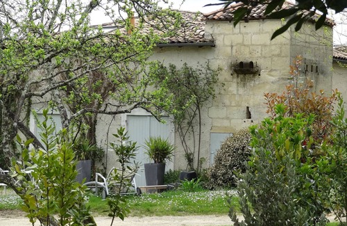 Camblanes-et-Meynac Maison | Maison de charme du XVIIIème avec piscine à 15 min de Bordeaux.
