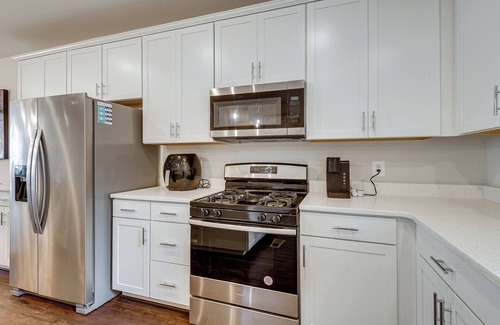 Fort Meade Maison | 19 Mi to Baltimore: Townhome in Maryland City