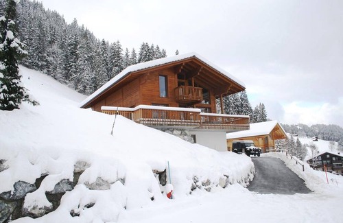 Zweisimmen Appartement | 190 m² Appartement ∙ 5 chambres ∙ 12 personnes