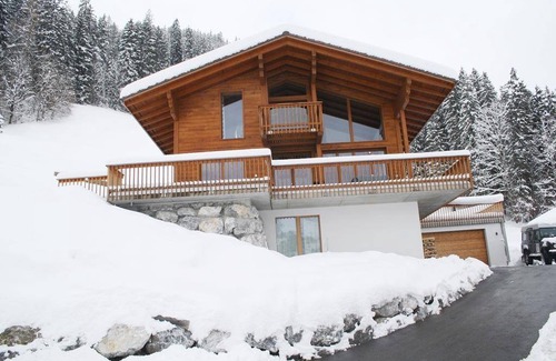 Zweisimmen Appartement | 190 m² Appartement ∙ 5 chambres ∙ 12 personnes