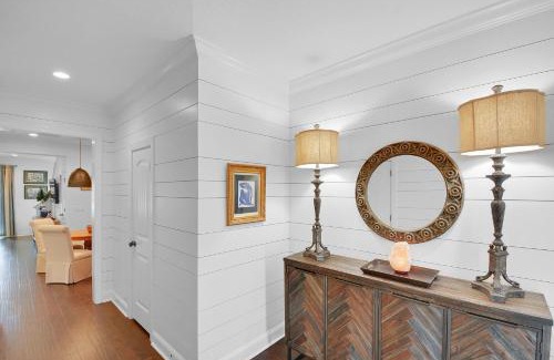 Epworth Acres Maison | 1903 Mariner's Circle