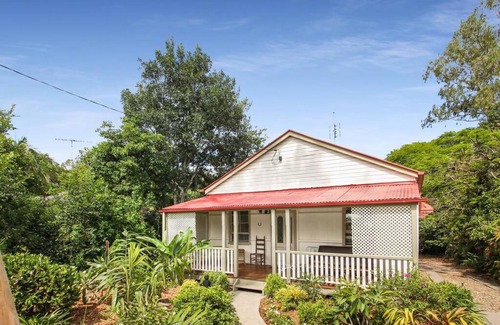 Eumundi Maison | 1910 Retro Styled, Pet Friendly, Traditional Queenslander Home