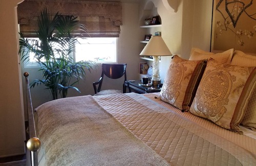 Upper East Maison | 1920's Spanish Colonial romanic villa, minutes from the beach