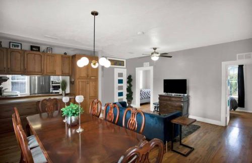 Gainesville Maison | 1940 cottage seen on FYI, 2bd 2ba