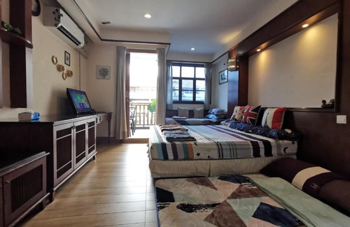 Taman Tanjung Maison | 1942 water chalet-Nice sea view