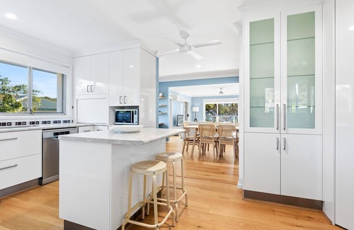 Mystery Bay Maison | 198 Mystery Bay Road, Mystery Bay