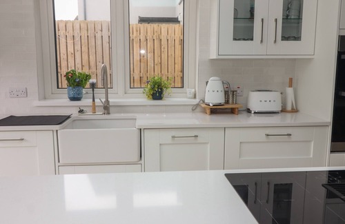 Fenit Cottage | 19A LIGHTHOUSE VILLAGE, family friendly in Fenit, County Kerry