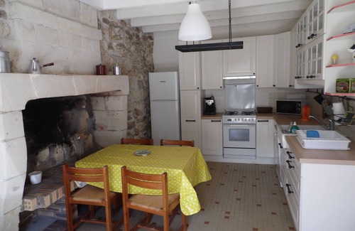 Beaumont-en-Veron Maison | Gîte XIXe siècle dans un lieu calme et authentique - 3 étoiles restauré en 2017